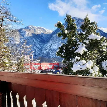 Accogliente Mansarda 아파트